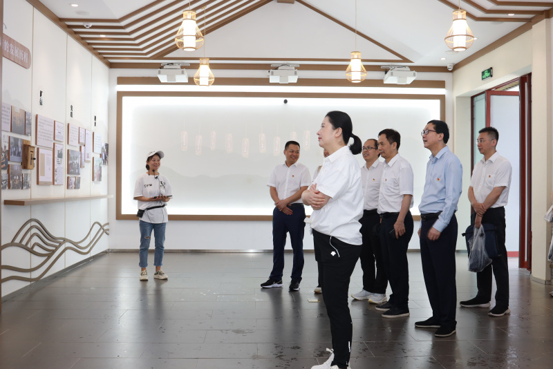 1740119374818146OitS.jpg 領導循跡溯源1.jpg